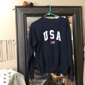 Brandy Melville sweatshirt